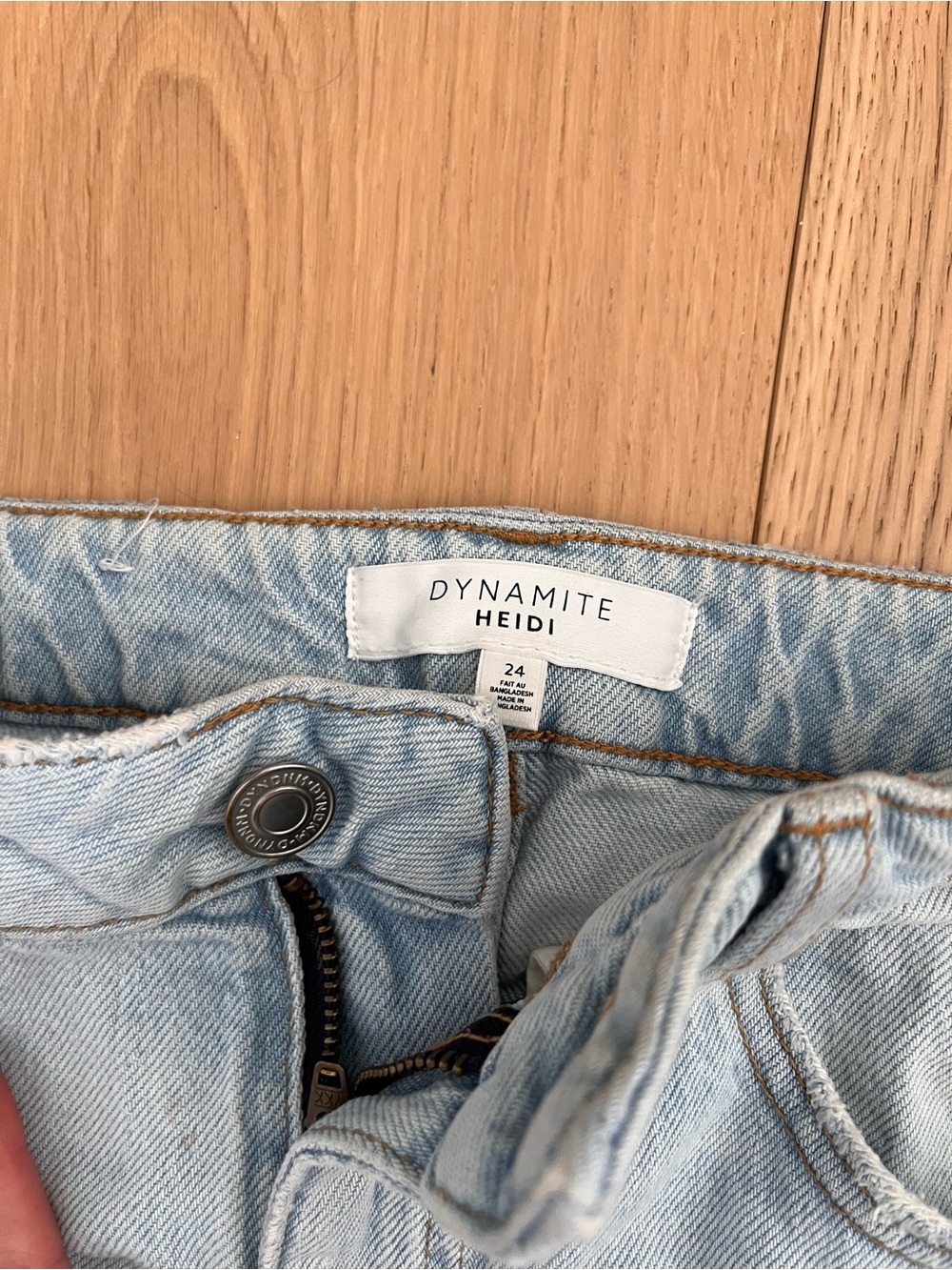 Dynamite Light Wash High-Rise Wide Leg Jeans - Picture 5 of 5